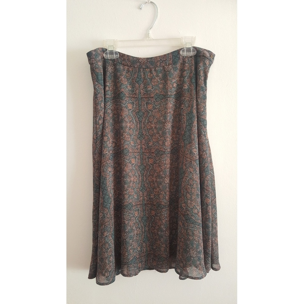 Contemporary Pastel Design Midi Skirt